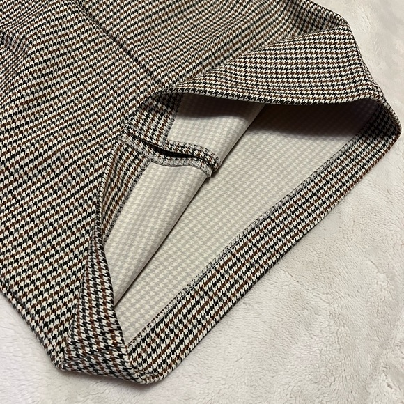 4/$20 - H&M houndstooth pencil skirt women’s size 6 - Picture 9 of 10